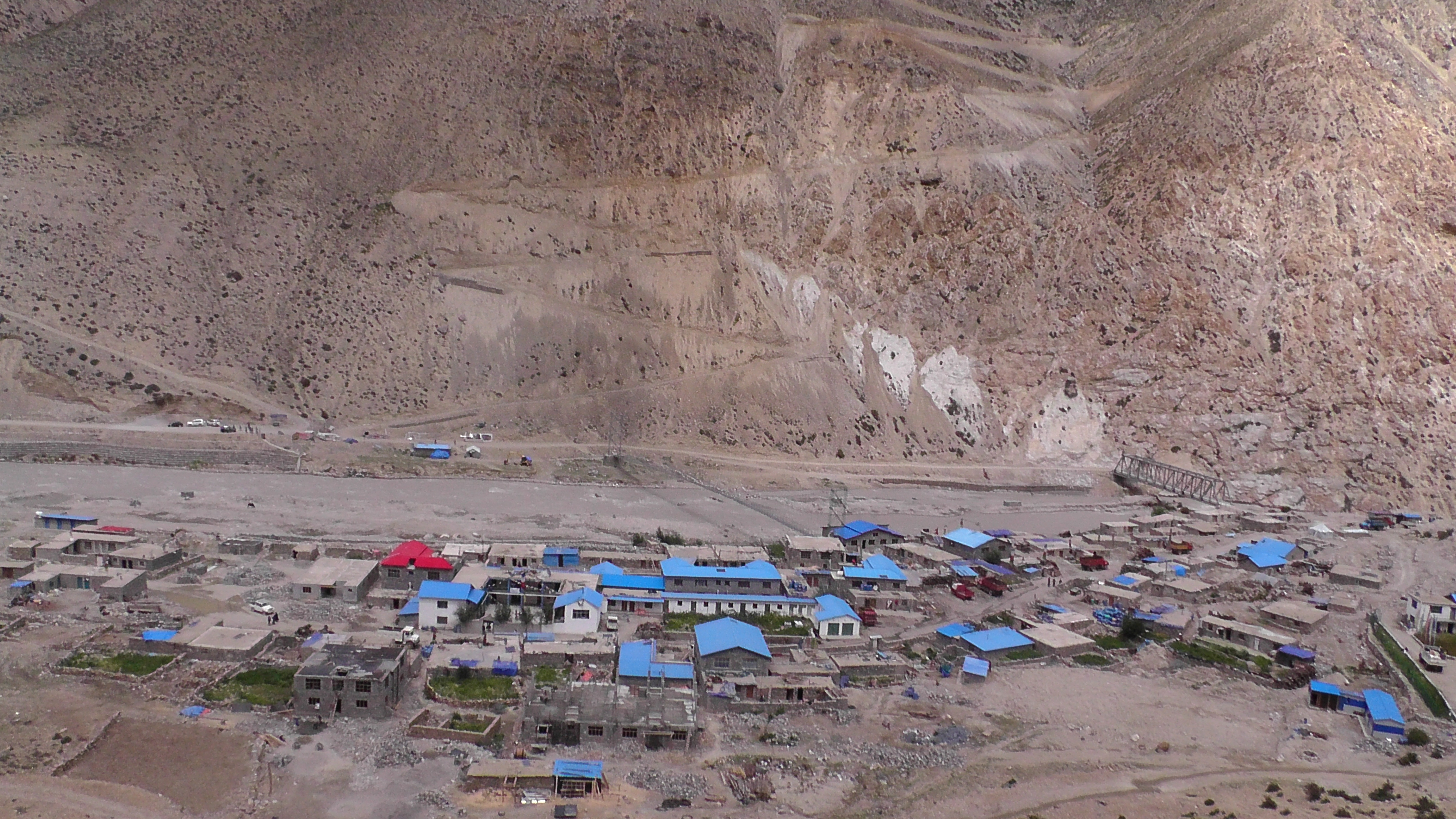 हुम्ला सिमा तल राहेको हिल्सा बजार ।